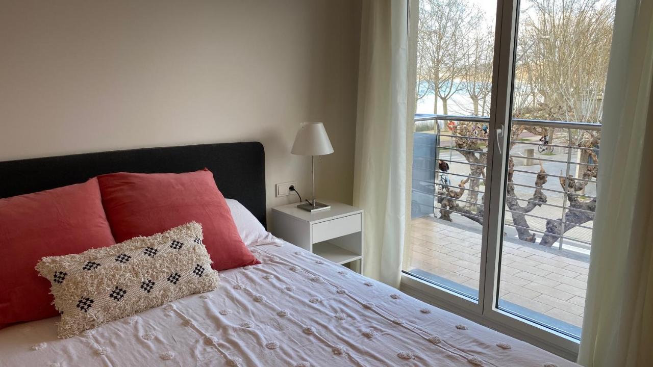 Jasalpi Unico Apartamento Delante Del Lago De Banyoles Esterno foto
